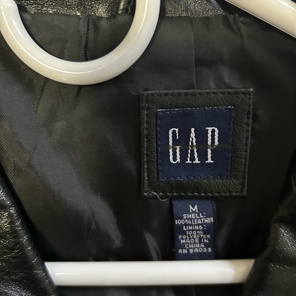 Gap Jacket 100% Leather - Picture 5 of 8